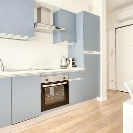 Hostmate - - Imperia's Pearl - Romolo Iulm Milano